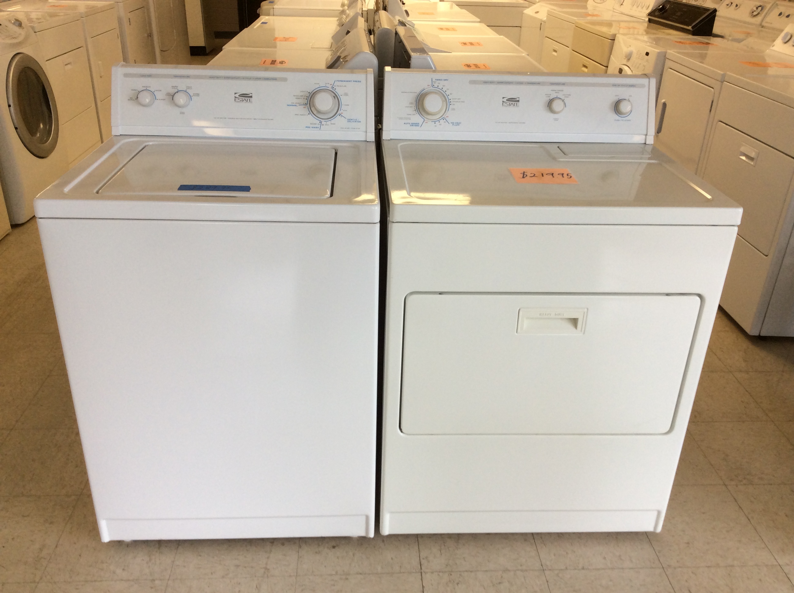 whirlpool-estate-washer-and-electric-dryer-set-kelbachs